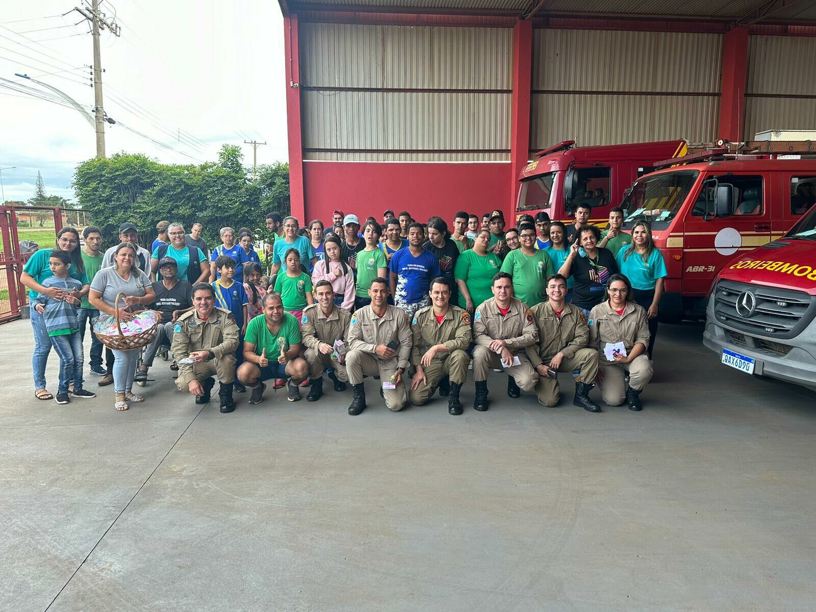 Imagem de compartilhamento para o artigo Alunos da APAE realizam apresentação especial no Corpo de Bombeiros de Chapadão do Sul da MS Todo dia